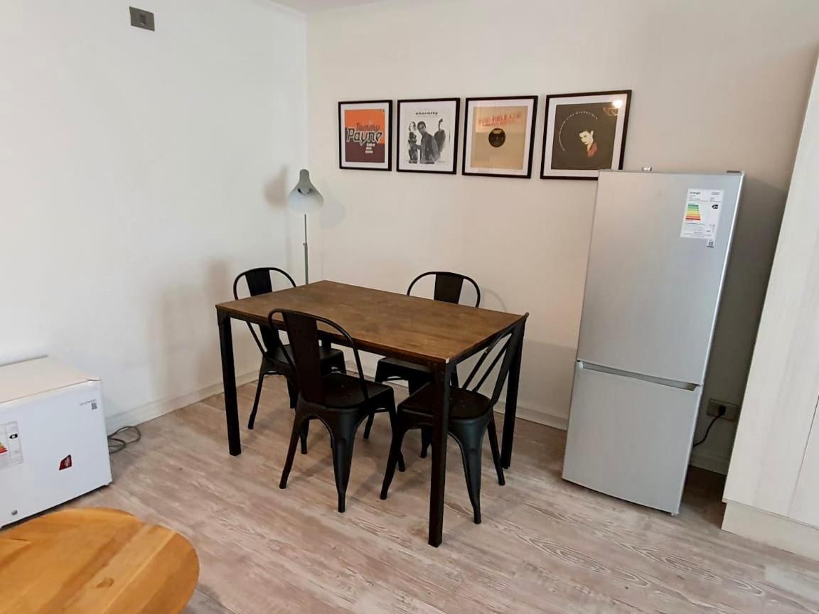 Departamento Centrico En Providencia, A Una Cuadra De Metro Pedro De Valdivia Apartment